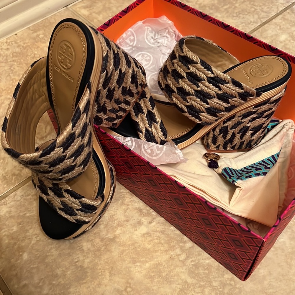 Tory BURCH platform sandals - Picture 3 of 3